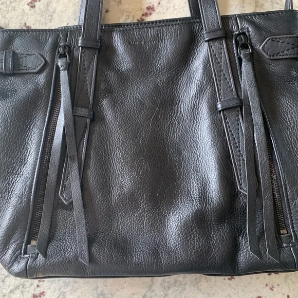 Aimee Kestenberg - Picture 4 of 11